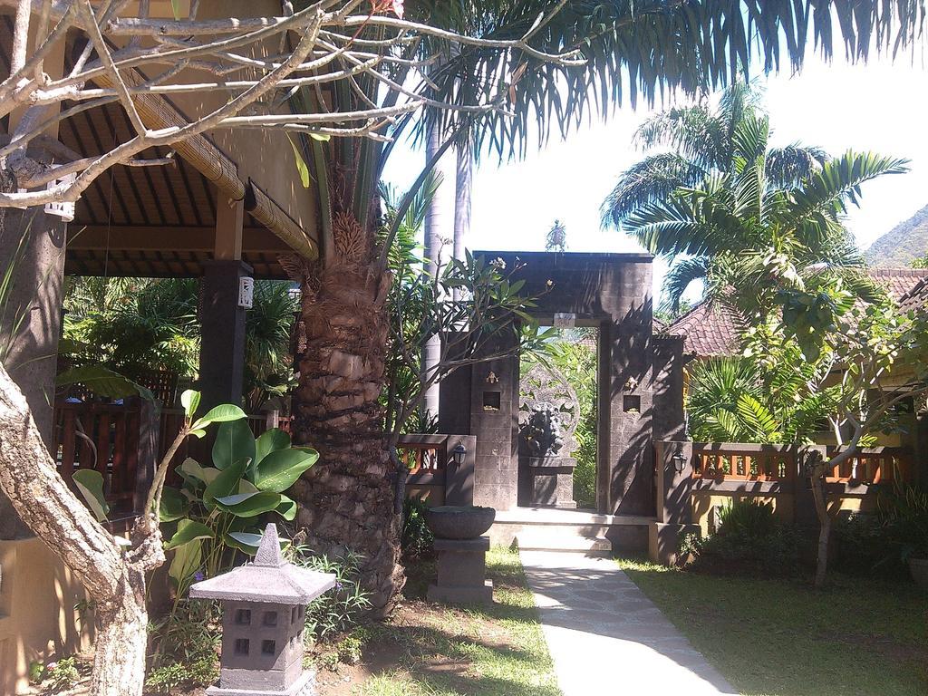 Alami Resort, Restaurant And Dive Center Amed Buitenkant foto