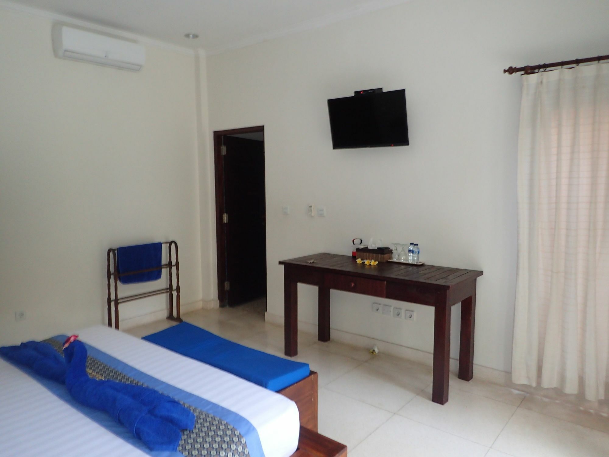 Alami Resort, Restaurant And Dive Center Amed Buitenkant foto
